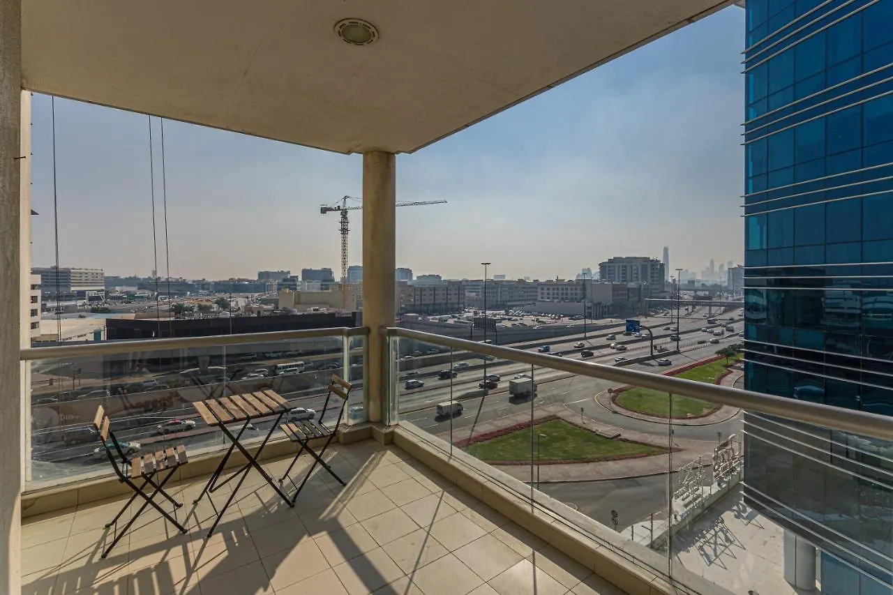 Higuests - Cheerful Apt With Stunning Views In Port Saeed Dubai Apartment