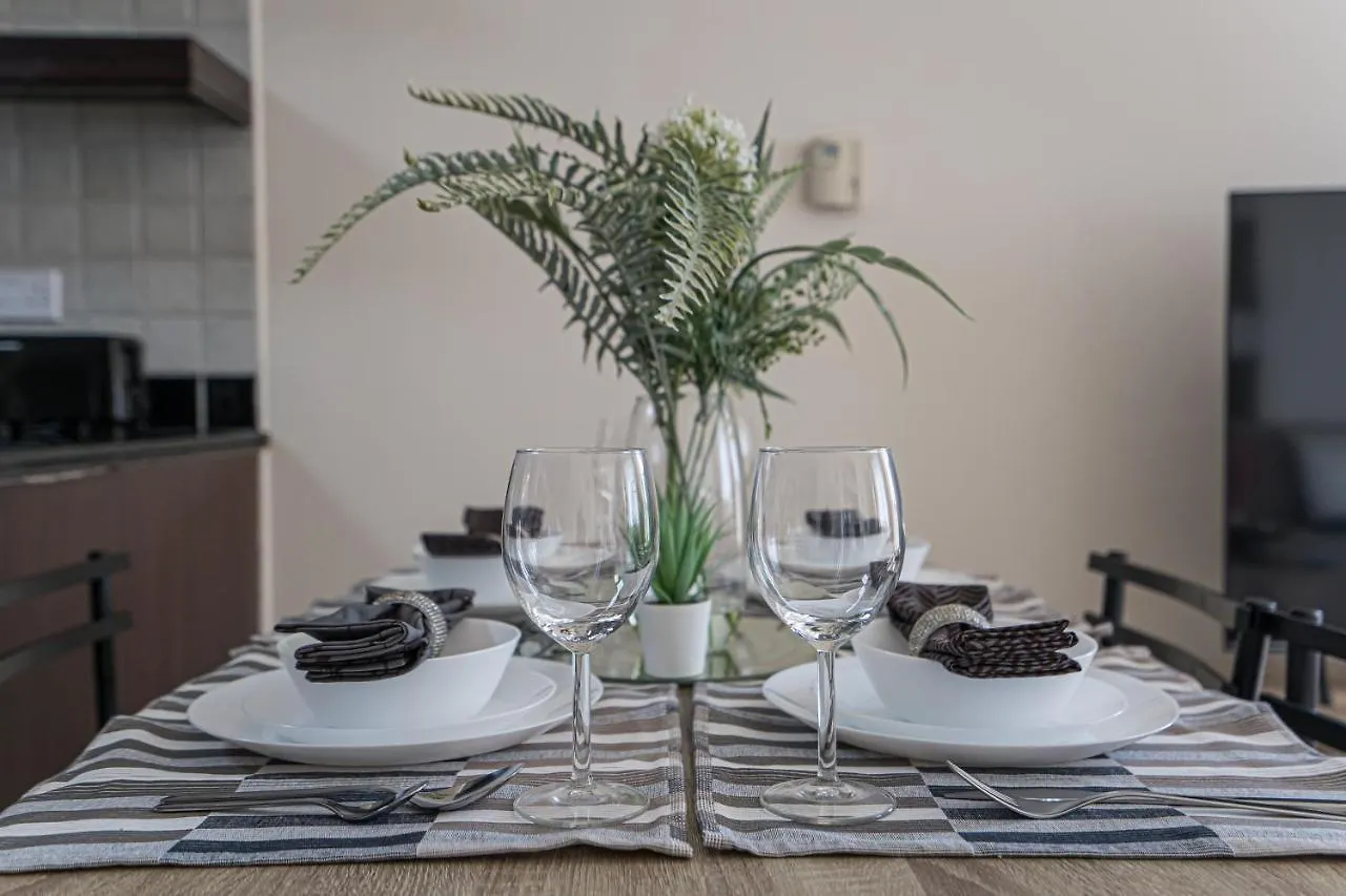Higuests - Cheerful Apt With Stunning Views In Port Saeed Dubai Apartment