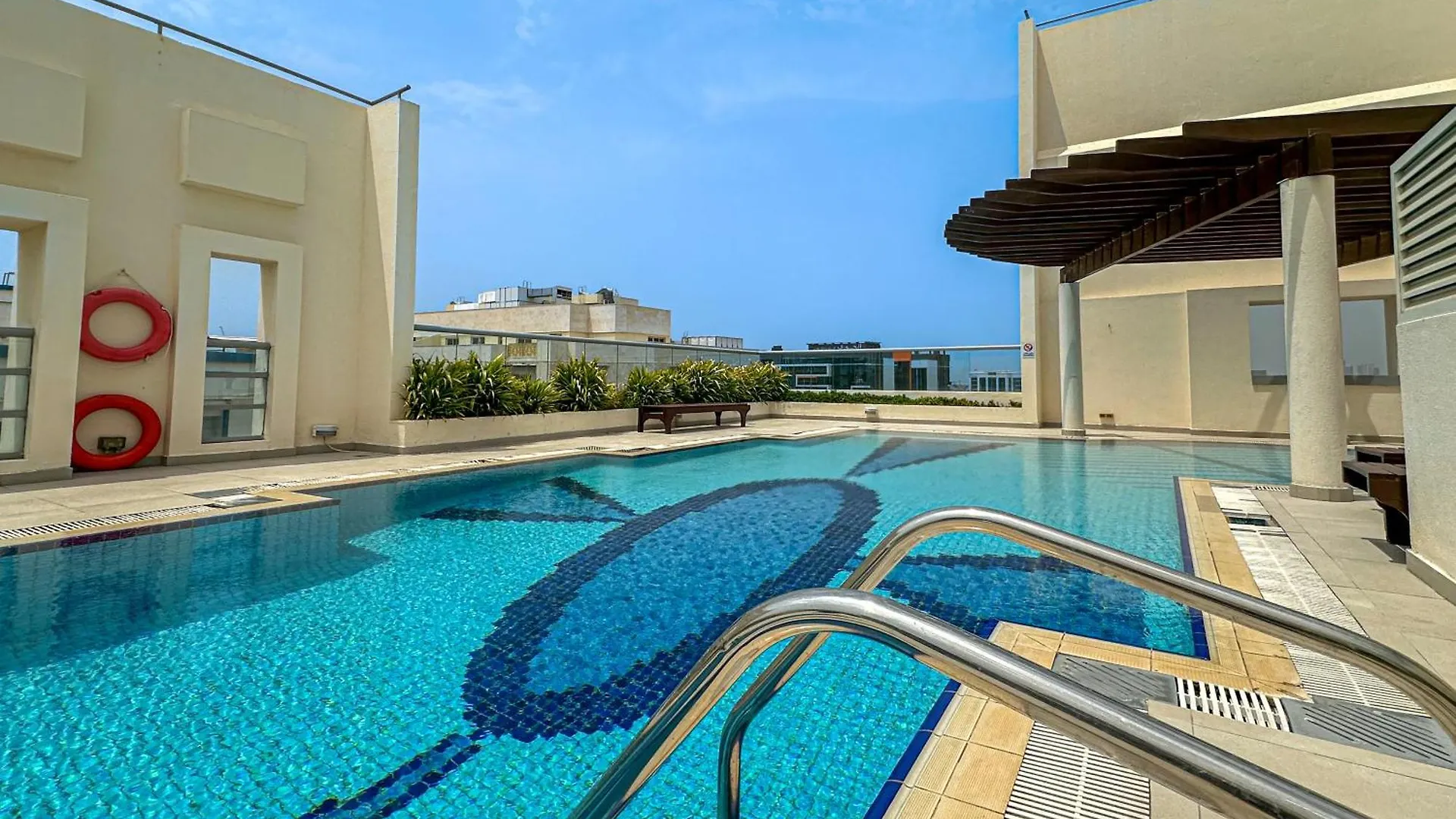 Higuests - Cheerful Apt With Stunning Views In Port Saeed Dubai United Arab Emirates